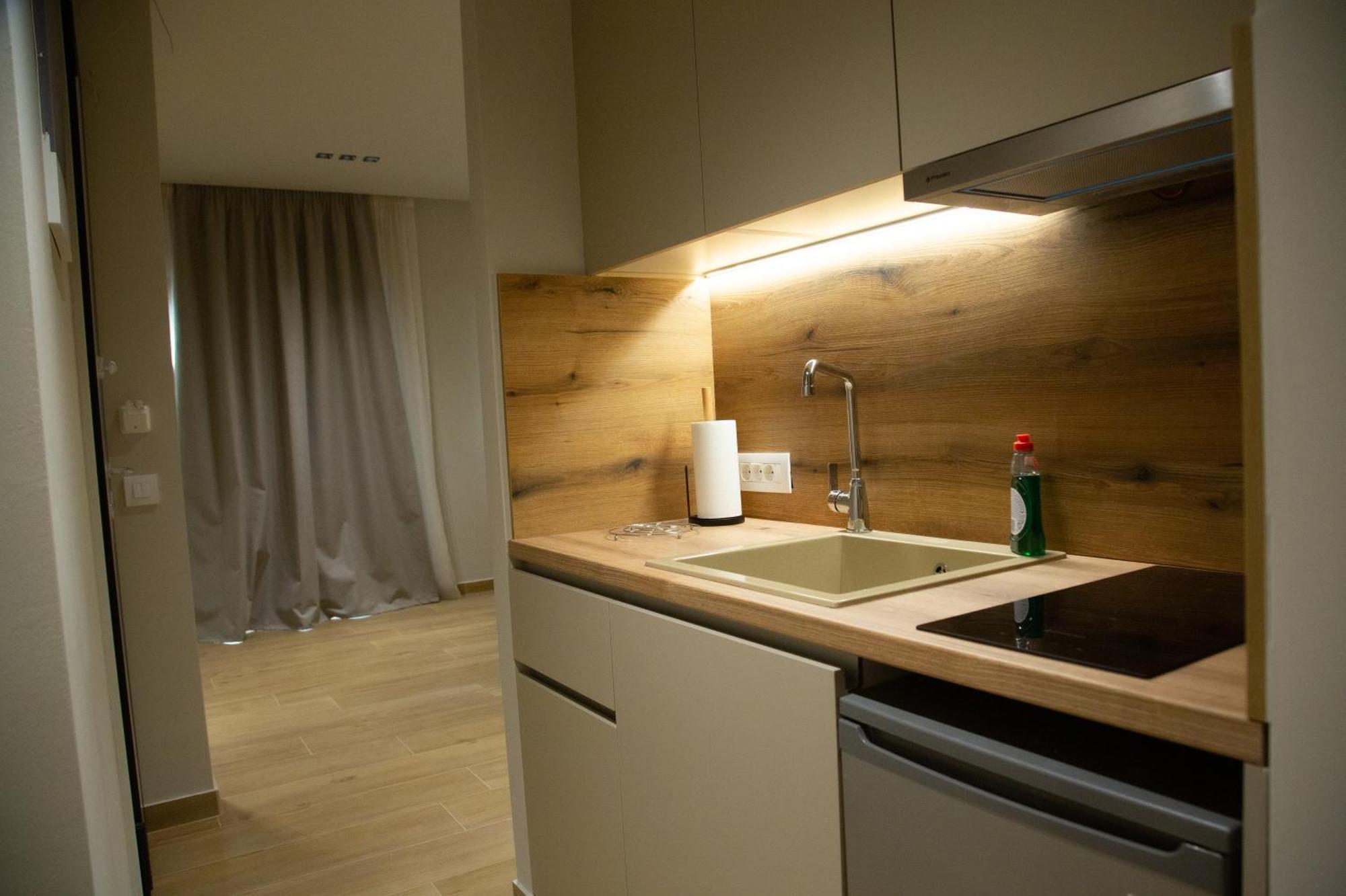 Νεακιτοσ Luxury Apartments Nikiti  Buitenkant foto